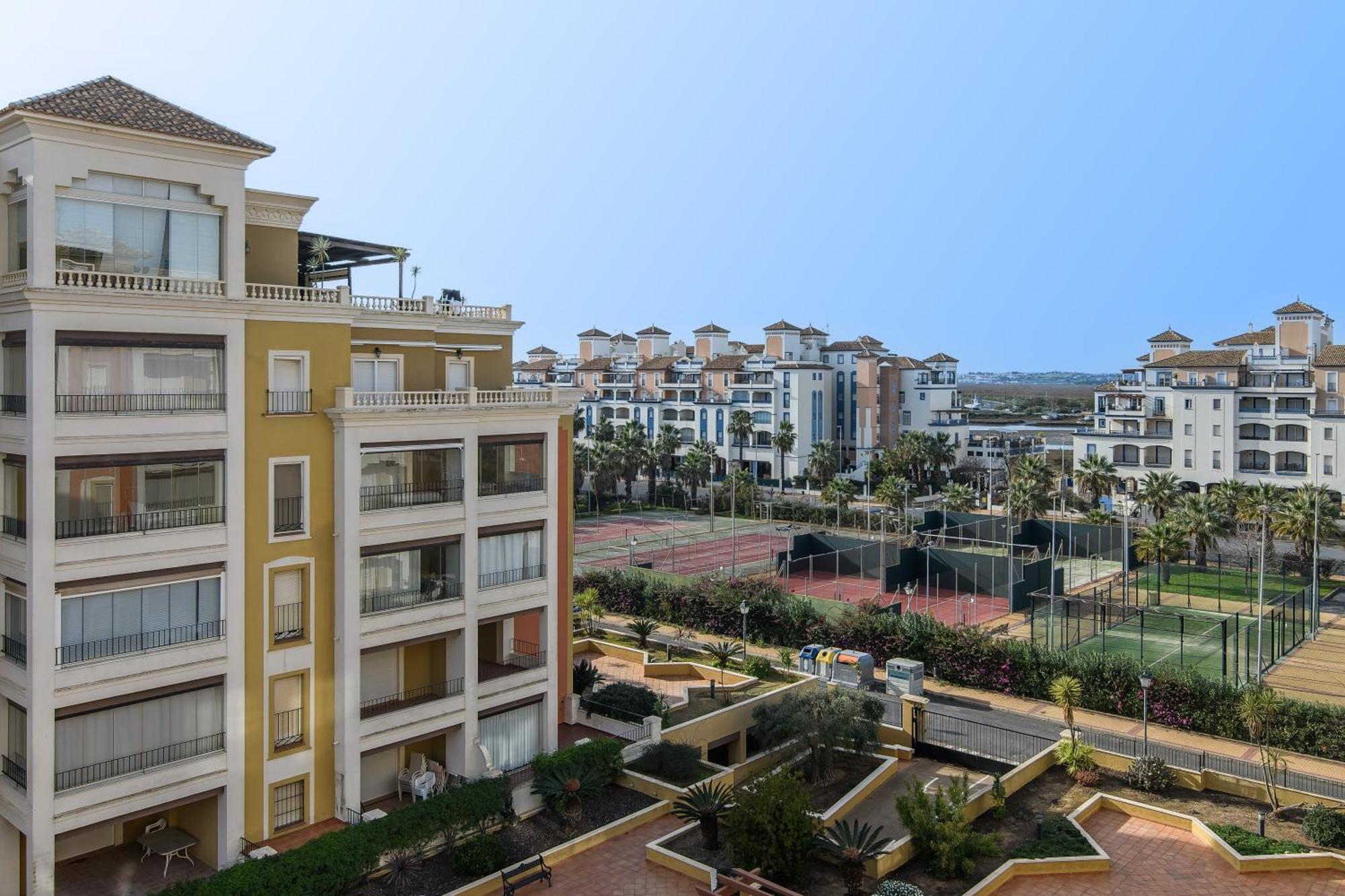 Apartment Playa Grande By H *